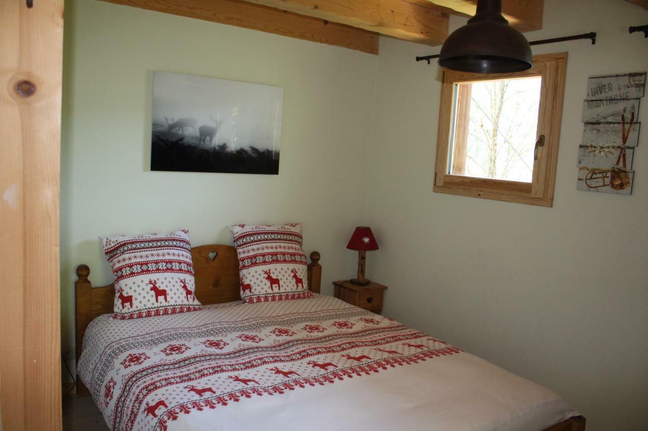 La Case Bed & Breakfast Abondance Exterior photo